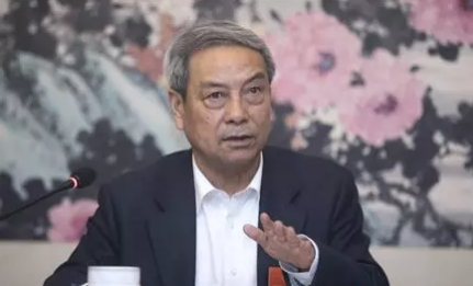 陳錫文：中國(guó)農(nóng)村還有5.7億人，判斷鄉(xiāng)村情況要靠科學(xué)統(tǒng)計(jì)而不是返鄉(xiāng)故事！